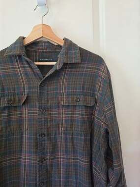 G.H. Bass & Co Plaid Flannel Shirt Men's M Blue Green Button Front Long Sleeve